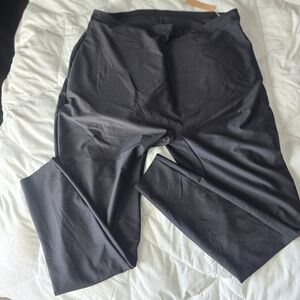 Skims Butt Lifting Leggings